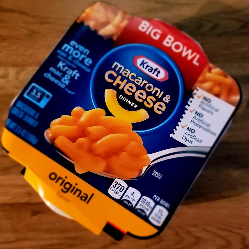 Kraft Original Macaroni and Cheese Easy Mac Microwavable Big Bowl Dinner, 3.5  oz Tray