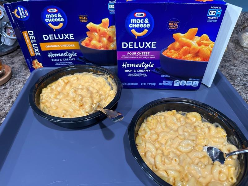 Kraft Deluxe Frozen Mac & Cheese Review: Real Cheese Flavor In The Freezer  Aisle