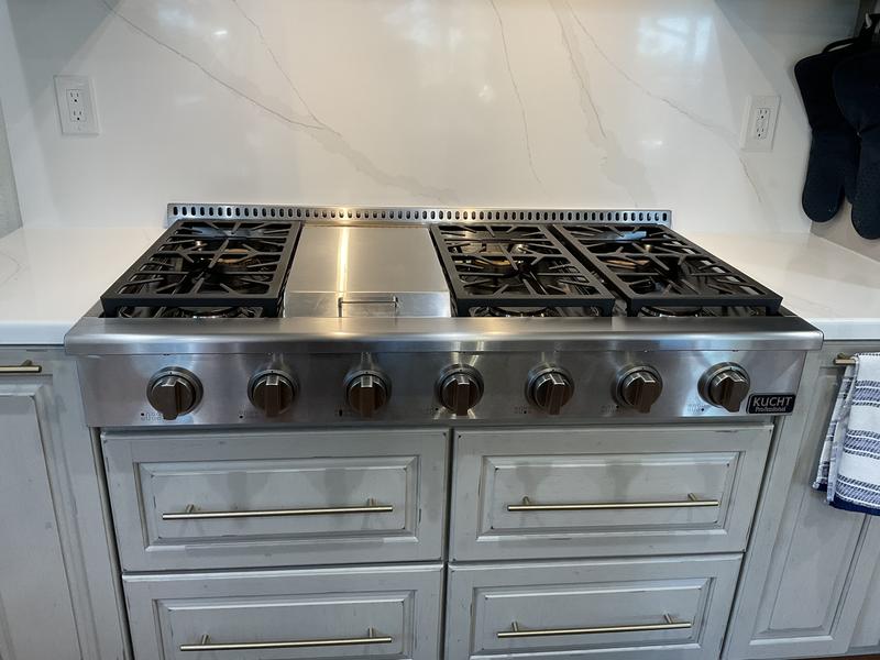 Kucht 48-in range top 48-in 6 Burners Stainless Steel Gas Cooktop ...