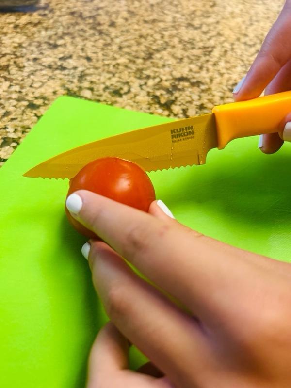 Customer photo for "COLORI®+ set prep knives 3pcs"