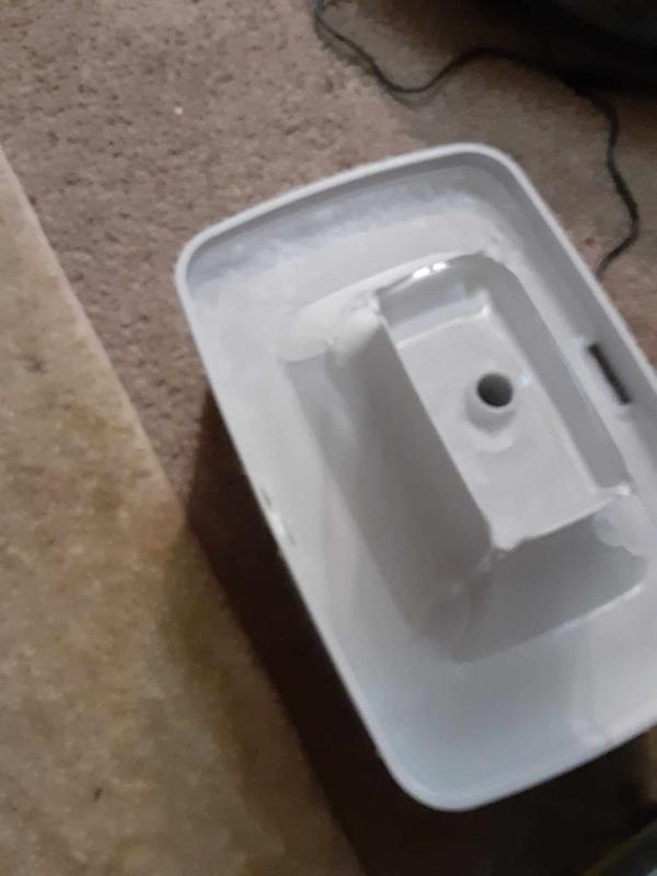 Upper and lower water levels on Fountain .