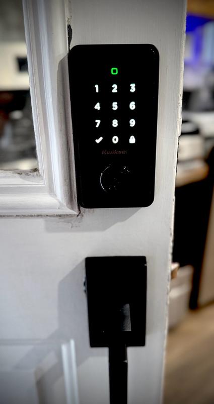 Weiser Halo Serrure intelligente WiFi nickel satiné, serrure sans clé à écran tactile, compatible Alexa et Google Assistant/Google Home, serrure à pêne dormant, pour porte d'entrée