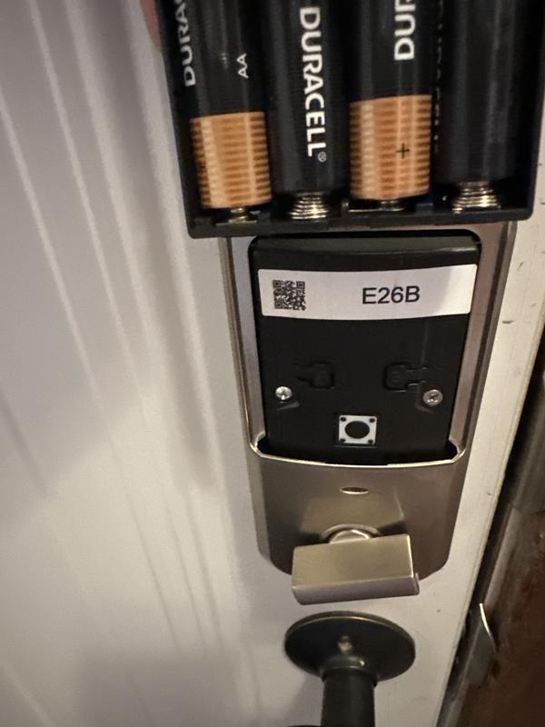 ロッキーページ Kwikset Casey Entry Door Handle with Lock and Key, Secure