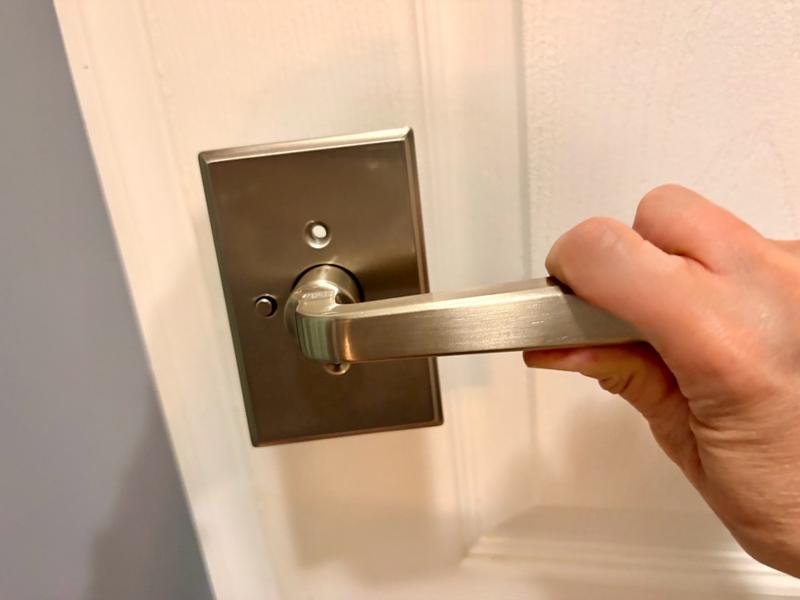 Satin Nickel Trafford Lever (Rectangle) - Pull Only | Kwikset