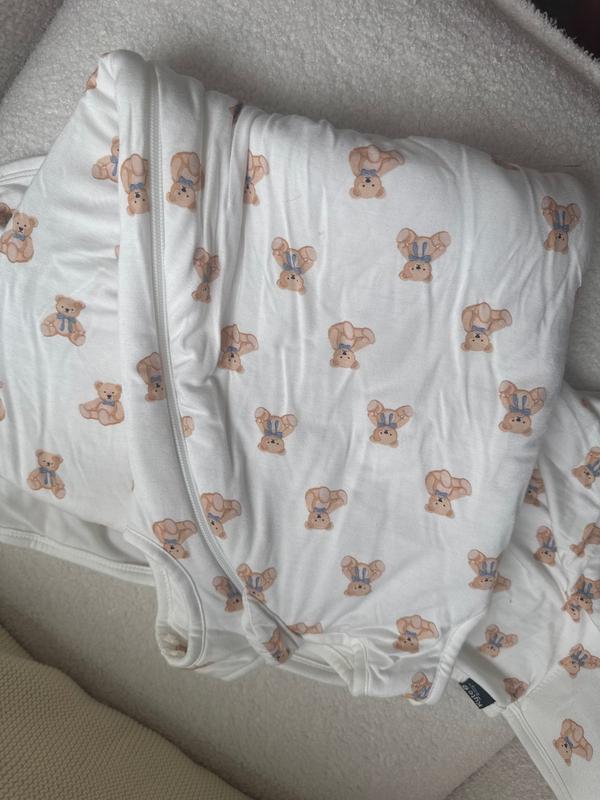 Review Thumbnail Image 0 377626589