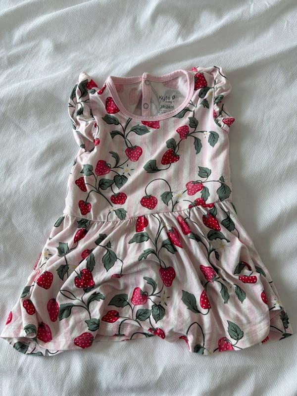 Customer carousel item 8.