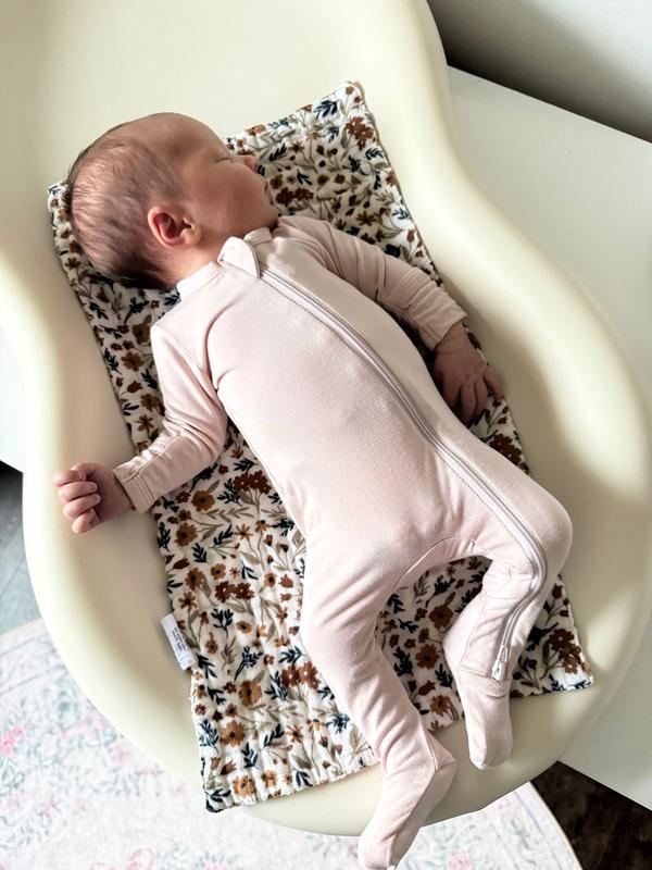 Review Thumbnail Image 0 384386022