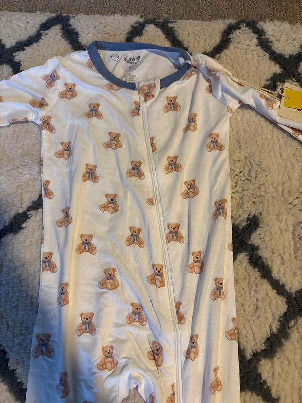 Customer photo for "Sweet soft baby teddys."