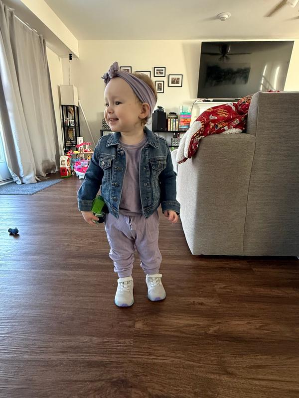 Review Thumbnail Image 0 381448823