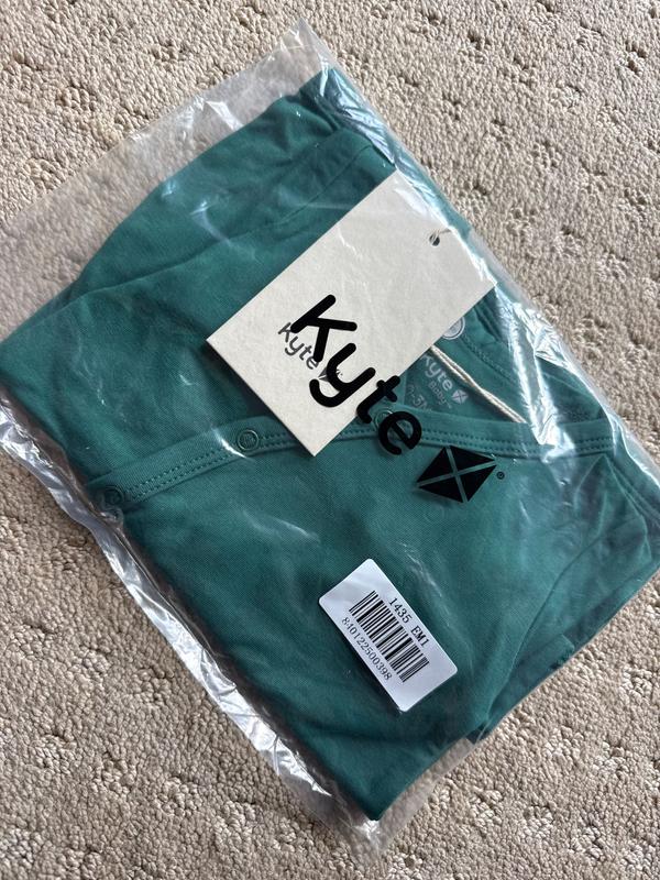 Review Thumbnail Image 0 380040477