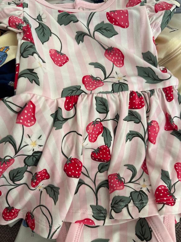 Customer carousel item 6.