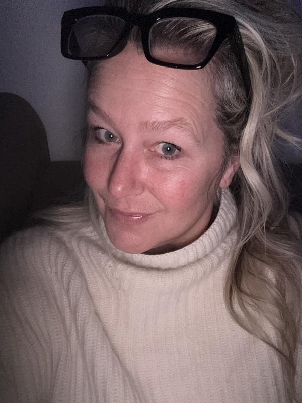 After a long day, this mascara is still holding on strongly