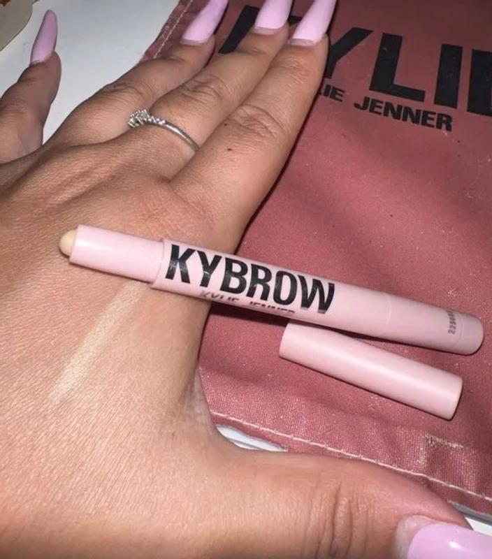 Review Thumbnail Image 0 380596017