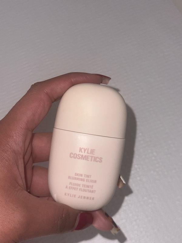 Customer carousel item 9.