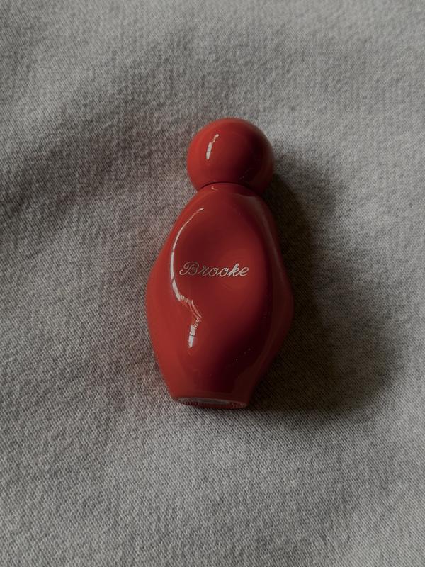 Customer carousel item 1.
