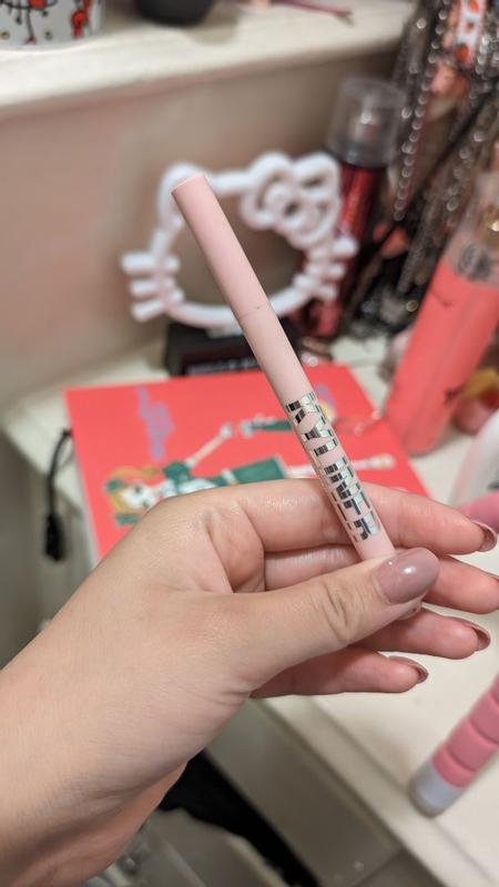 Customer carousel item 12.