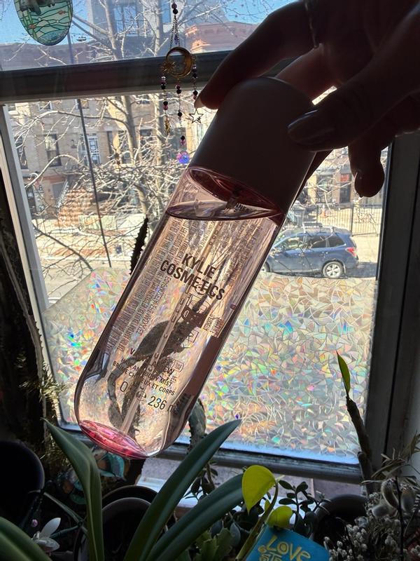 Customer carousel item 3.