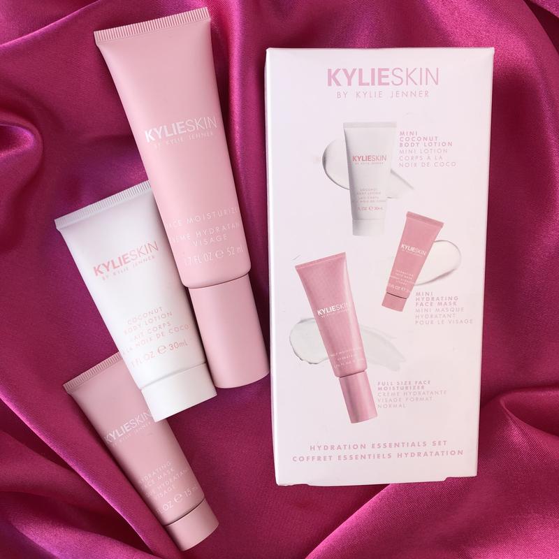 KYLIE hot SKIN Mini Skincare Kit