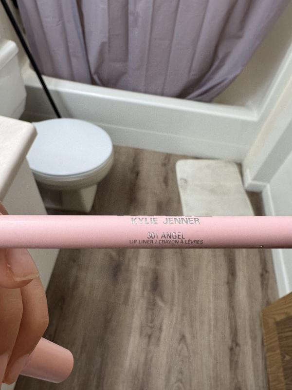 Review Thumbnail Image 1 392779795