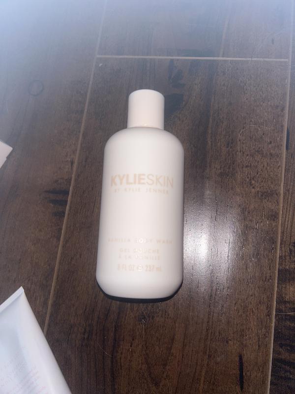 Customer photo for "Vanilla body wash"