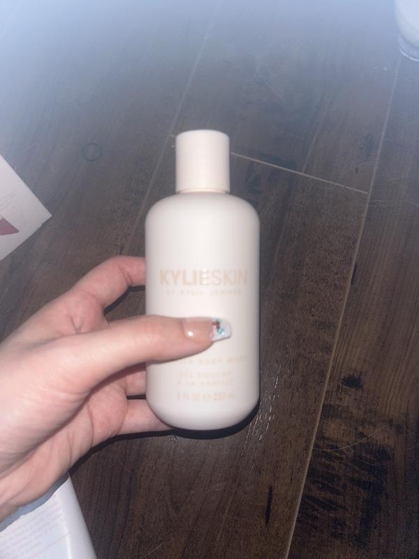 Customer photo for "Vanilla body wash"