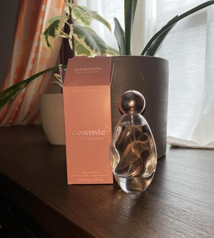 Customer carousel item 3.