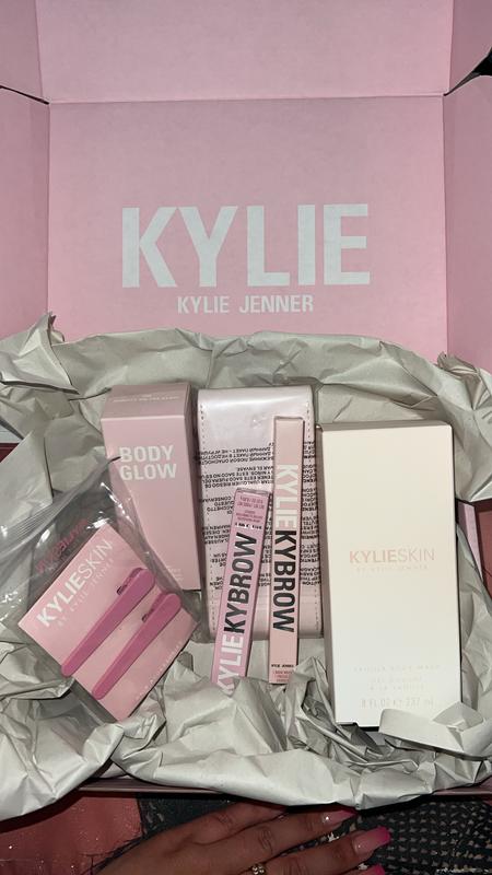 Customer photo for "pure vanilla smell maybe the price is too high but"