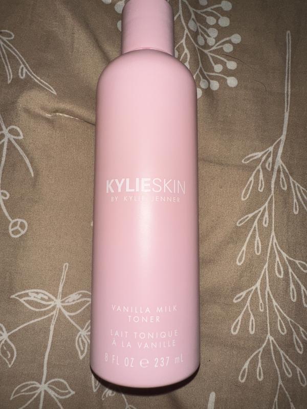 KYLIE SKIN☆フェイシャルトナー☆VANILLA MILK TONER Vanilla Milk Toner | Kylie Skin by Kylie Jenner – Kylie