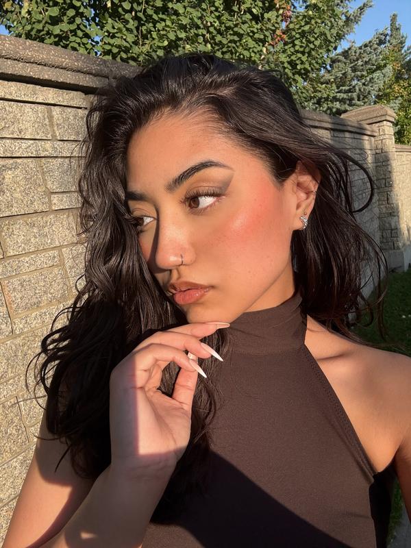 Beautiful color I love going out in the sun