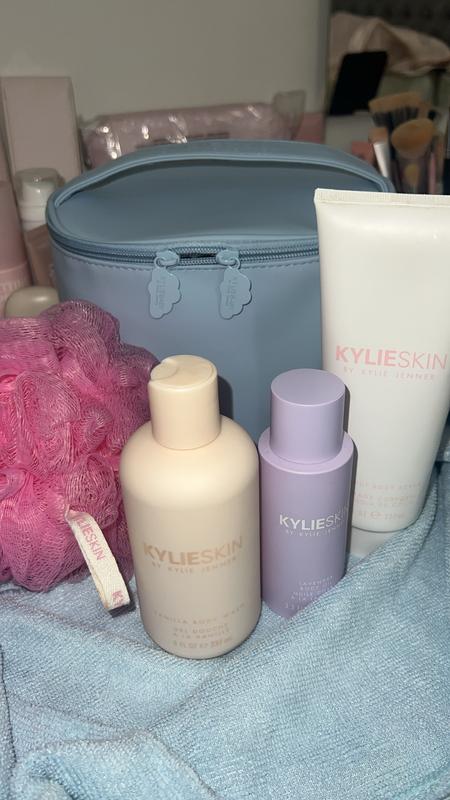 Customer photo for "pure vanilla smell maybe the price is too high but"
