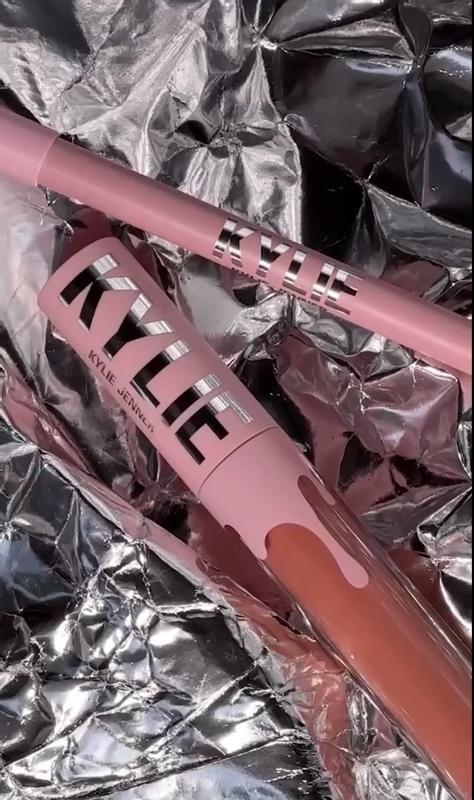 Review Thumbnail Image 0 379740417