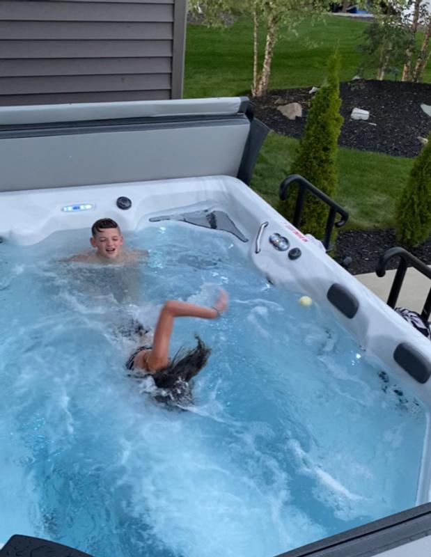 H2X Therapool D Swim Spa