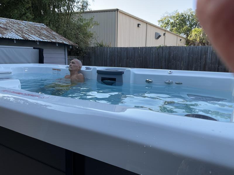 H2X Trainer 21D Swim Spa
