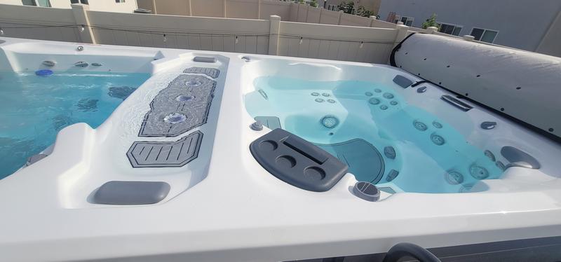 H2X Trainer 21D Swim Spa