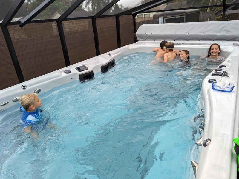 Heritage H2X Trainer 19 D Swim Spa