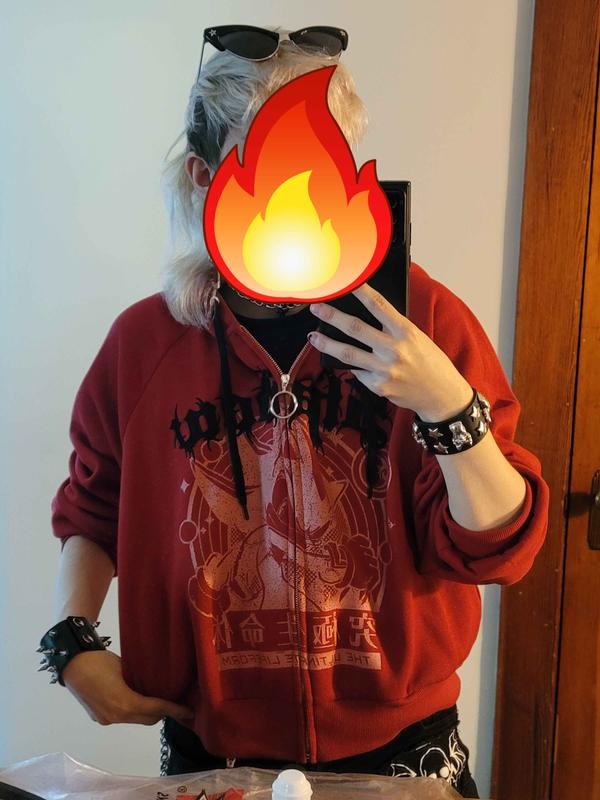 Sonic the hedgehog hoodie hot topic hotsell