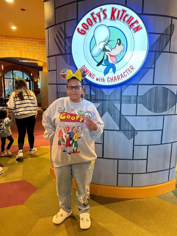 Disney A Goofy Movie Logo Group Crew Sweatshirt - GREY