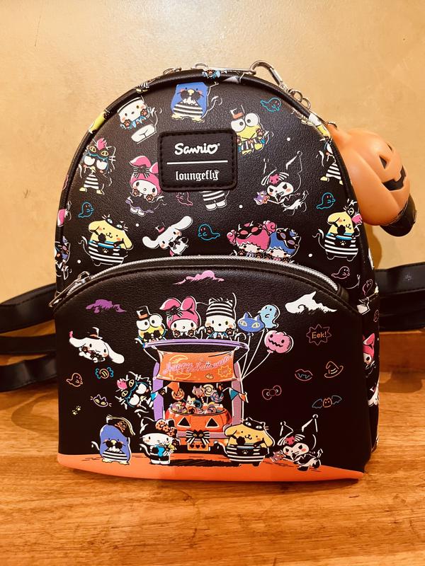 Loungefly Hello Kitty Halloween Costumes Backpack And Cardholder IN HAND