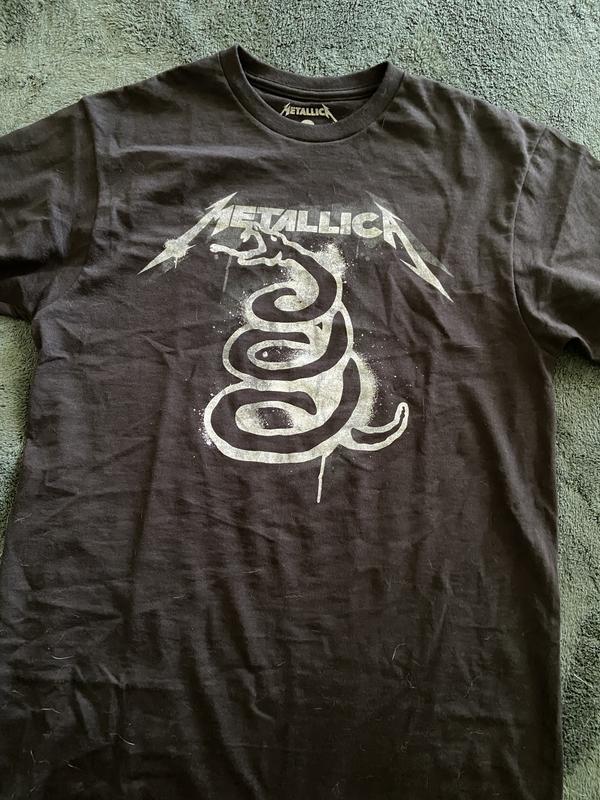 kom sammen Foto Hare Metallica Black Album Art T-Shirt | Hot Topic