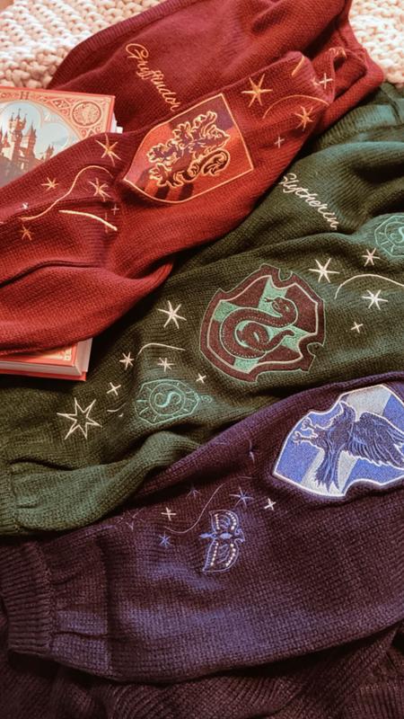 Hot topic sales gryffindor cardigan