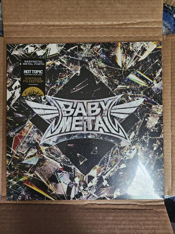 【HOT TOPIC限定】BABYL LP Vintage盤 直筆サイン HOT TOPIC限定】BABYMETAL LP Vintage盤 直筆サイン - メルカリ