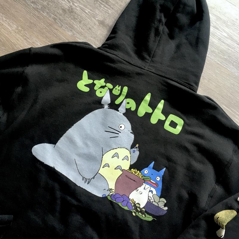 Totoro hoodie hot on sale topic