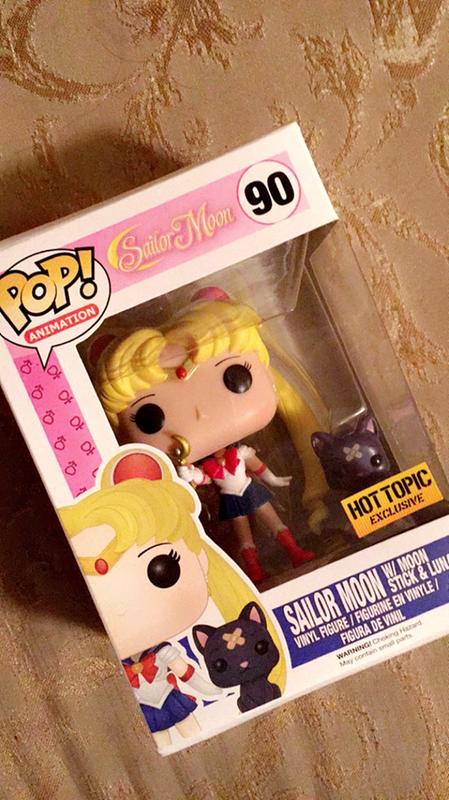 Funko Sailor Moon Pop! Animation Sailor Moon With Moon Stick & Luna Vinyl  Figures Hot Topic Exclusive