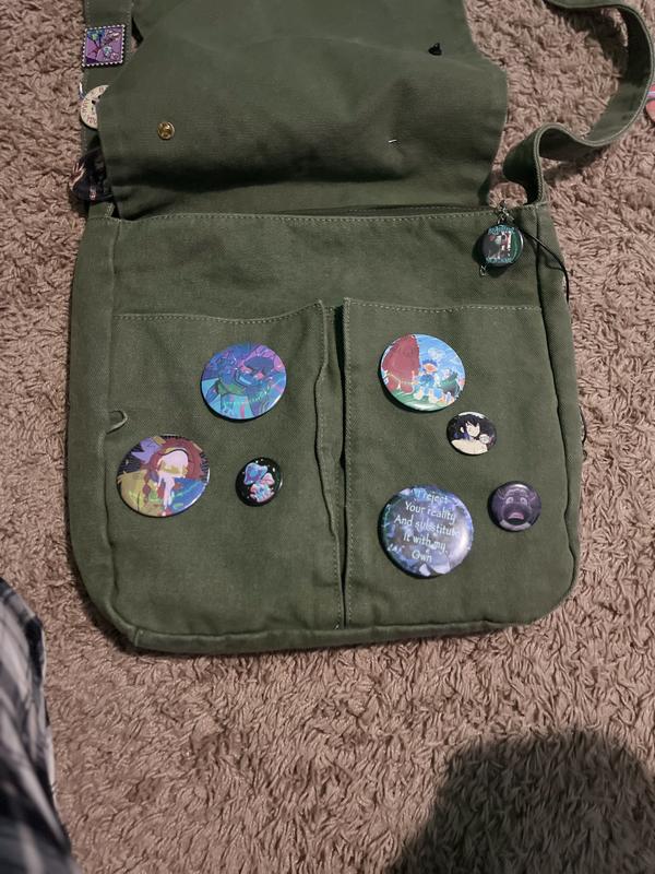 Hot topic messenger bag sales