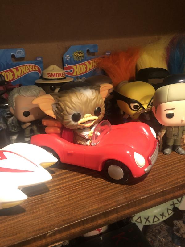 Funko Gremlins Pop! Rides Gizmo In Red Car Vinyl Figure Hot