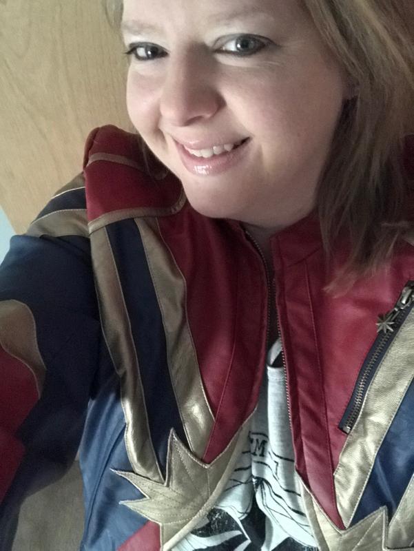 Hot topic clearance captain marvel jacket