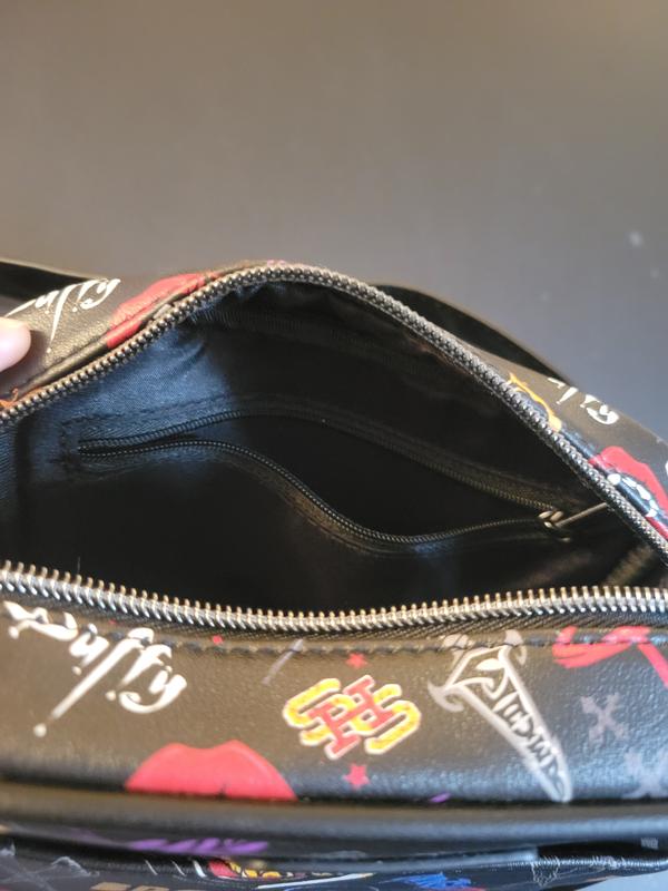 Loungefly Buffy The Vampire Slayer Icons Crossbody Bag | Hot  display picture 3