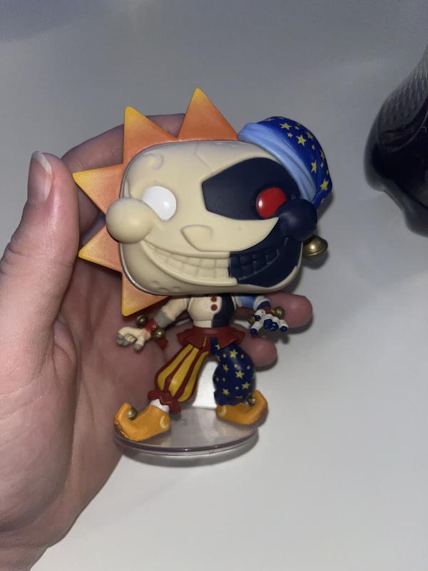 Funko Five Night's At Freddy's Pop! Games Sun & Moon Vinyl Figure Hot Topic  Exclusive