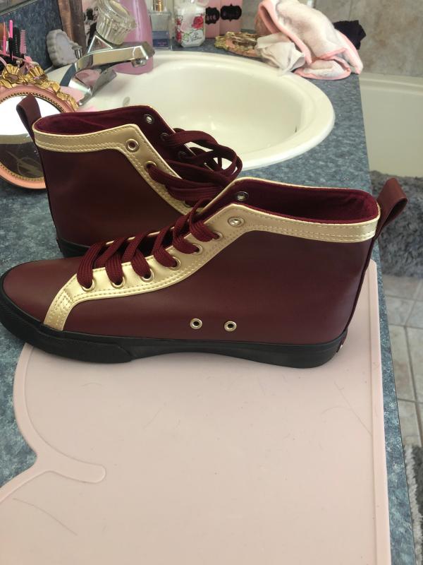 Flash shoes hot topic clearance