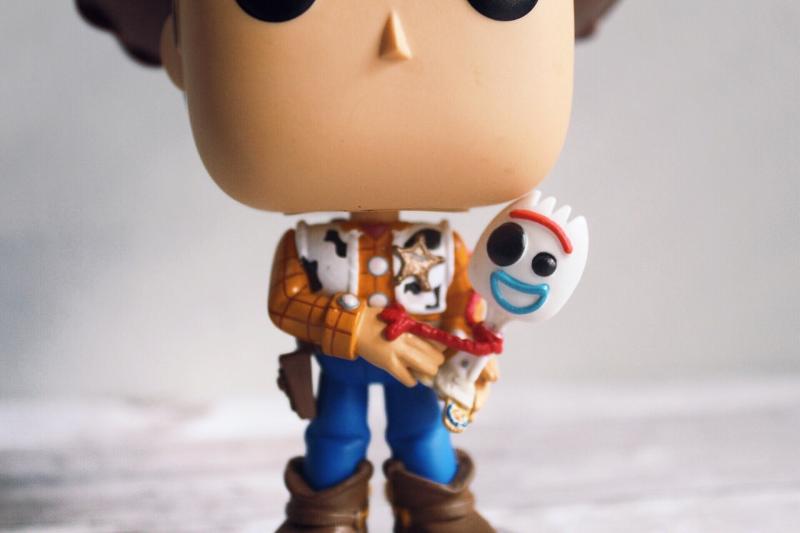  POP! Funko Disney Pixar Toy Story 4 Sheriff Woody Holding FORKY  Vinyl Exclusive #535 : Toys & Games